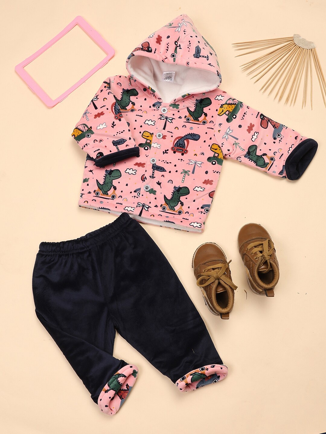 

V-Mart Infant Kids Conversational Printed Hooded Pure Cotton Clothing Set, Pink