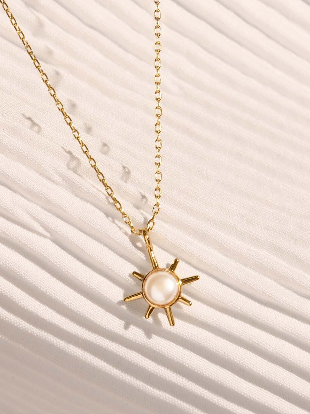 

Accessorize London 14K Gold-plated Star Pearl Pendant Necklace