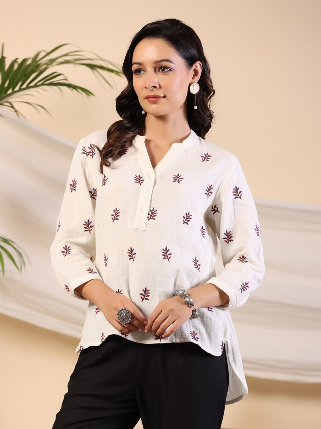 

Juniper Mandarin Collar Ethnic Motifs Embroidered Cotton Tunic, Off white