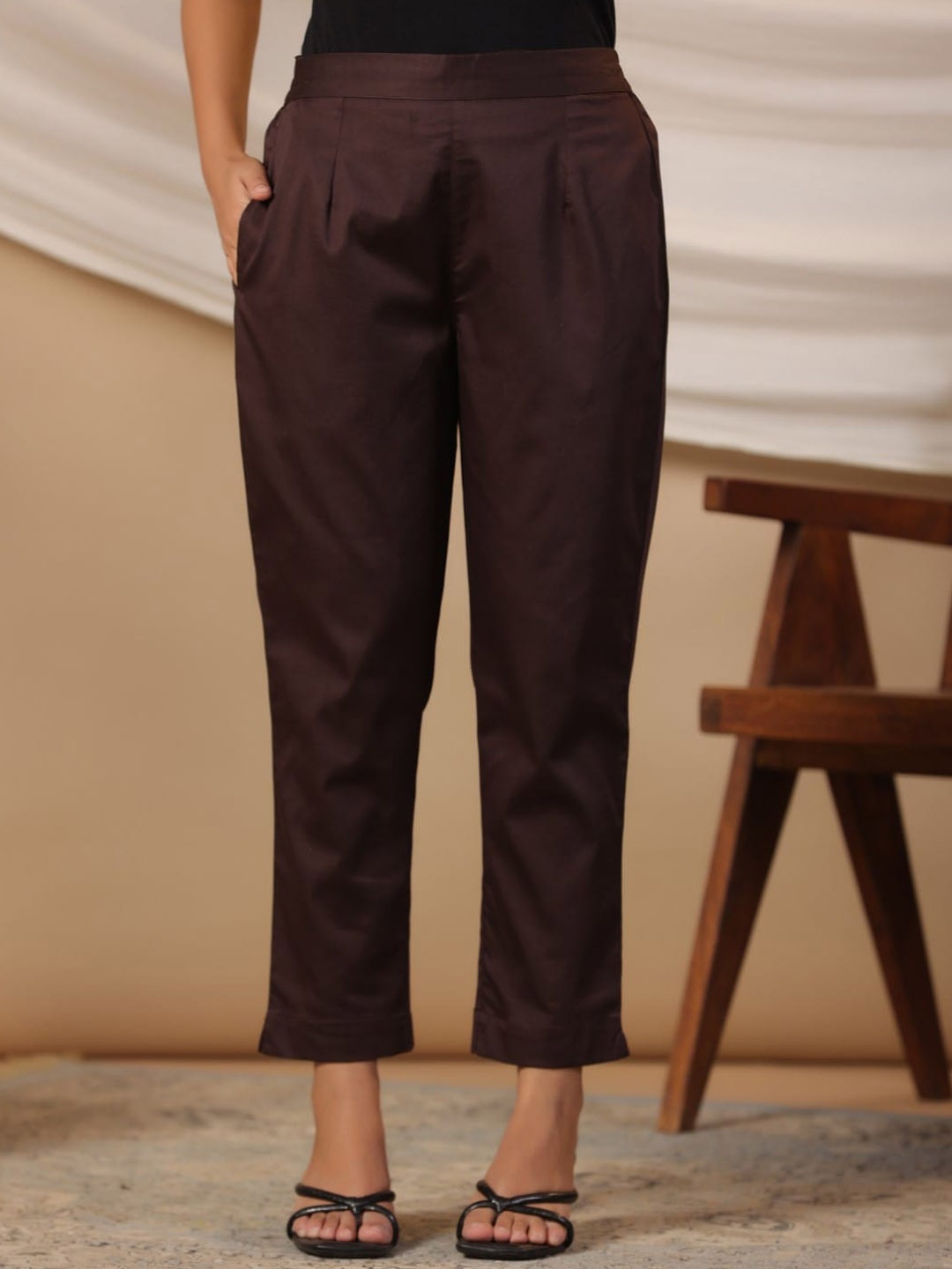 

Juniper Women Comfort Slim Fit Trousers, Brown