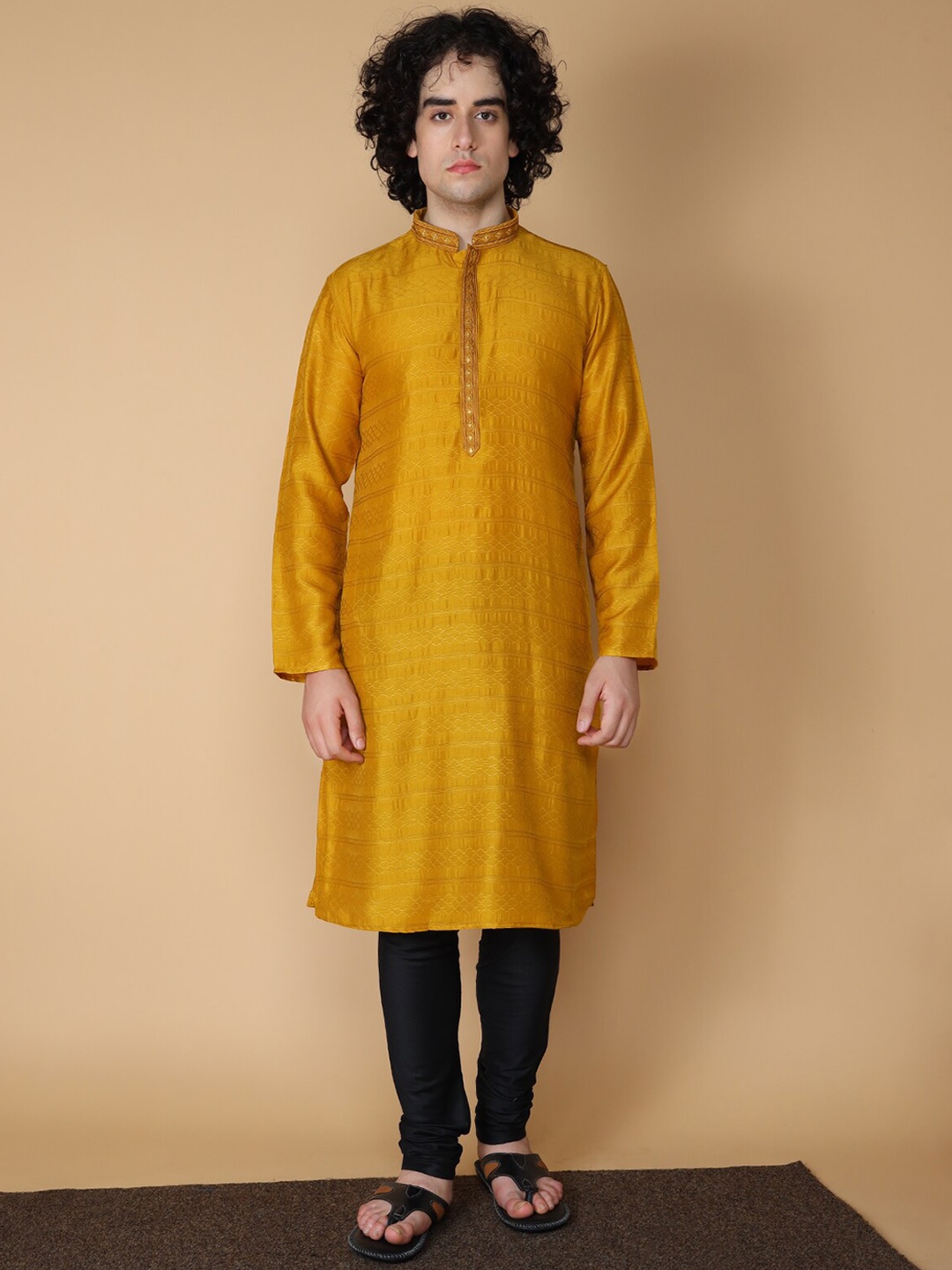 

MAAHI FABS Woven Design Dobby Straight Kurta, Yellow