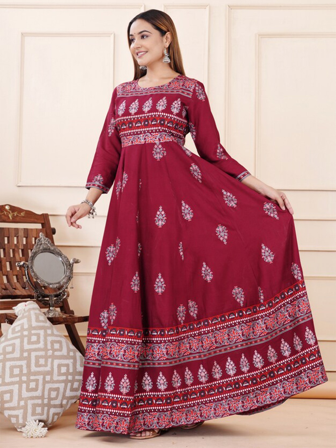 

PURSHOTTAM WALA Ethnic Motifs Printed Round Neck Fit & Flare Maxi Ethnic Dress, Maroon