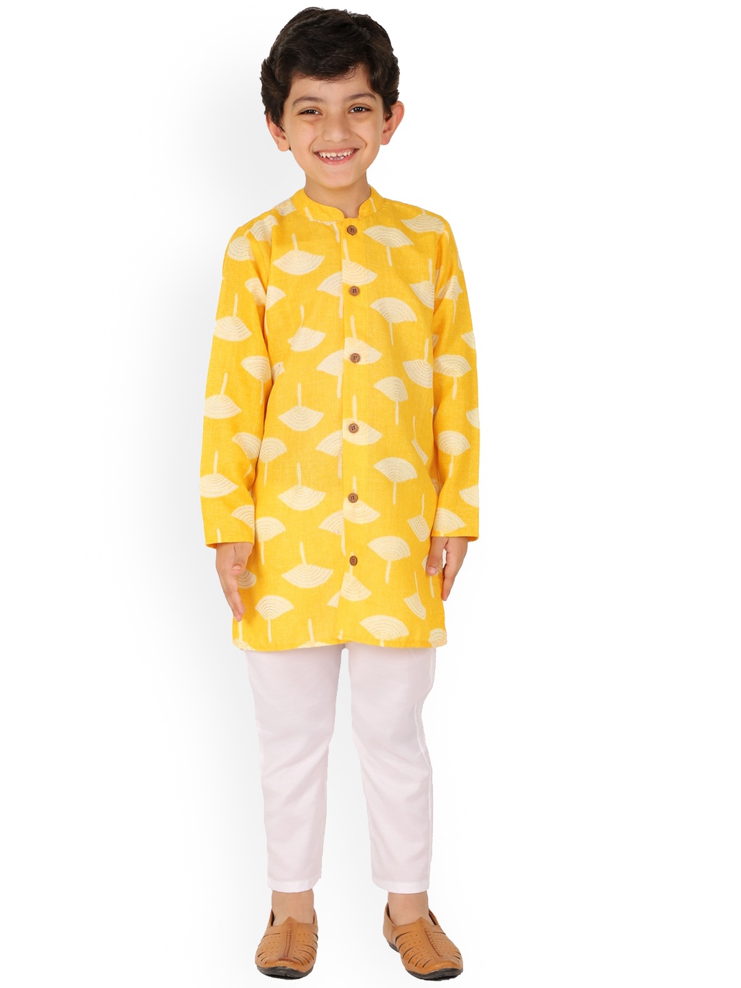

BAESD Boys Printed Pure Cotton Regular Kurta with Pyjamas, Yellow