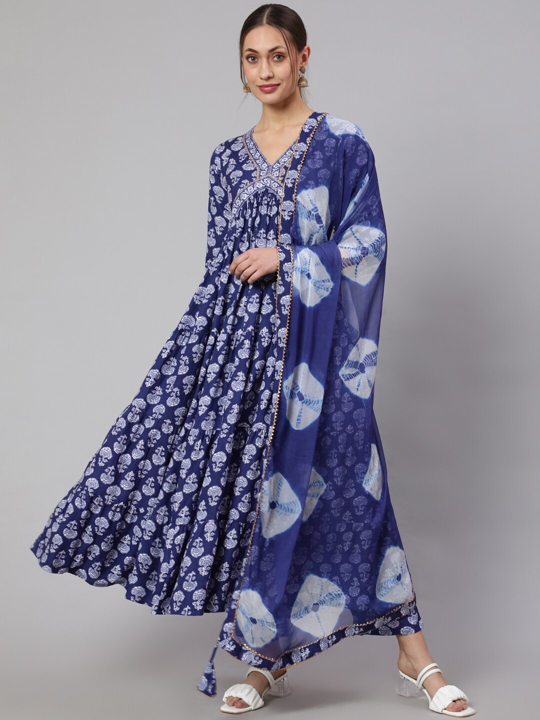 

GLAM ROOTS Navy Blue Floral Printed Empire Anarkali Kurta & Trousers With Dupatta