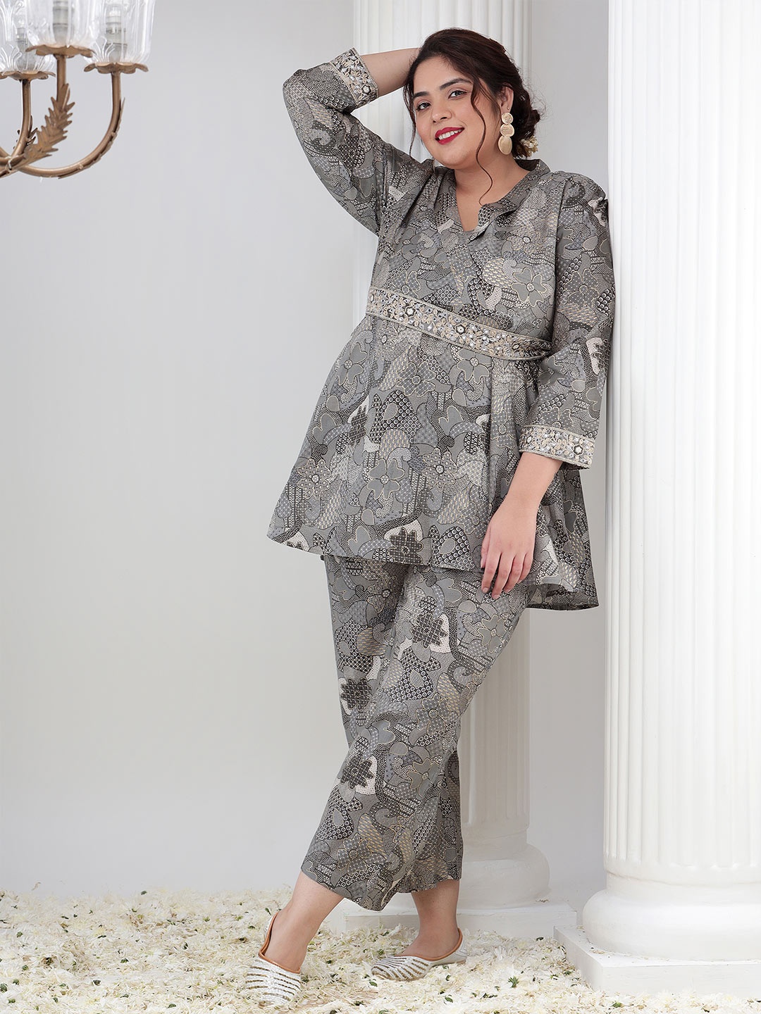 

Bani Women Plus Size Printed V-Neck Tunic With Trousers, Grey