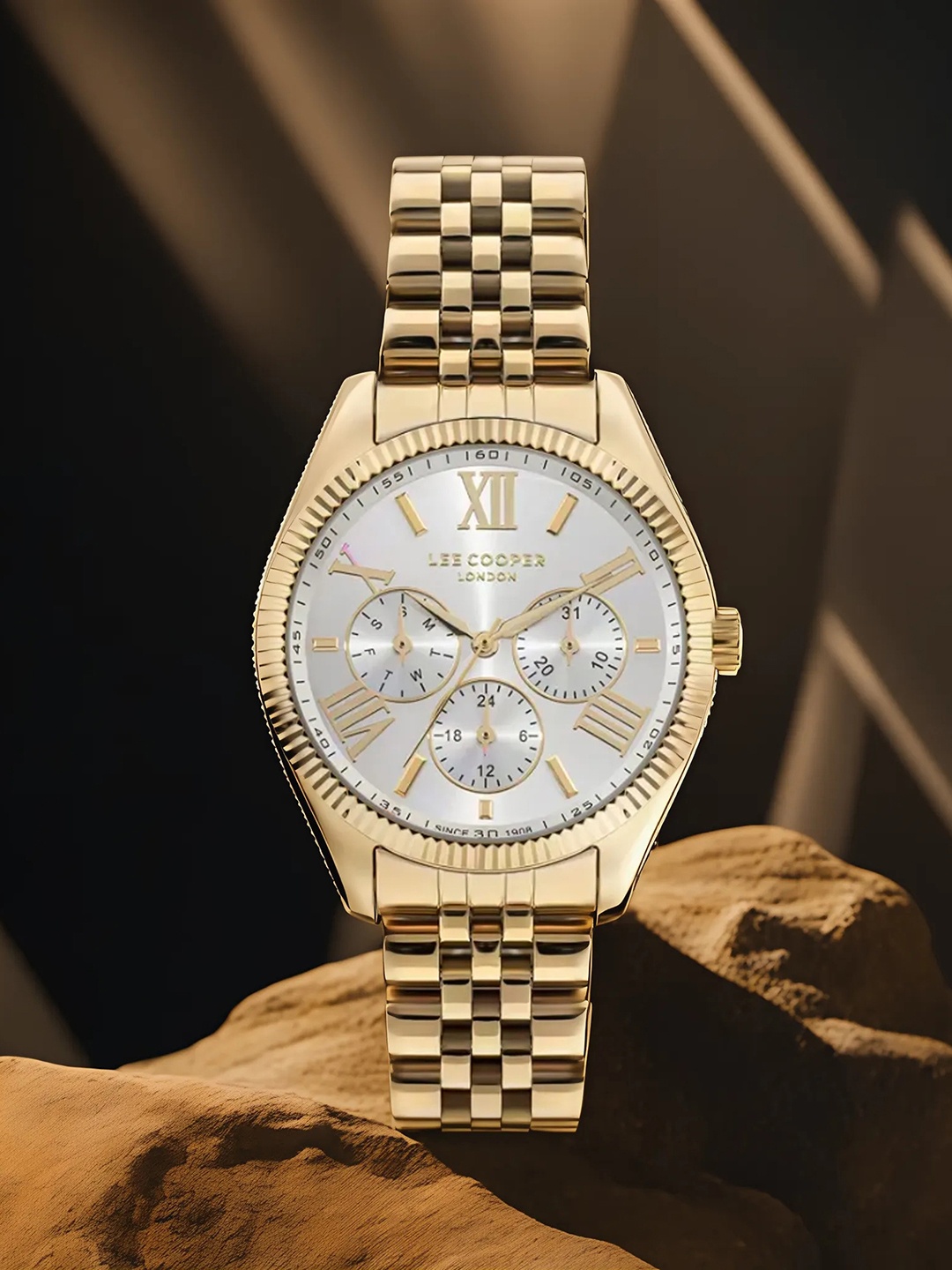 

Lee Cooper Women Water Resistance Stainless Steel Analogue Multi Watch LC07811.130, Silver