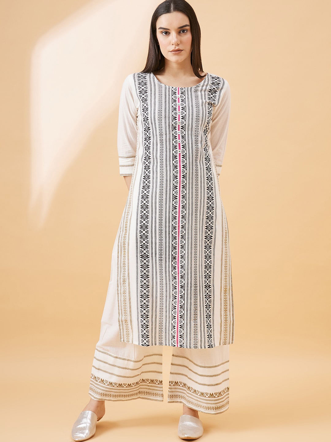 

all about you White Ethnic Motifs Printed Pure Cotton Kurta With Trousers