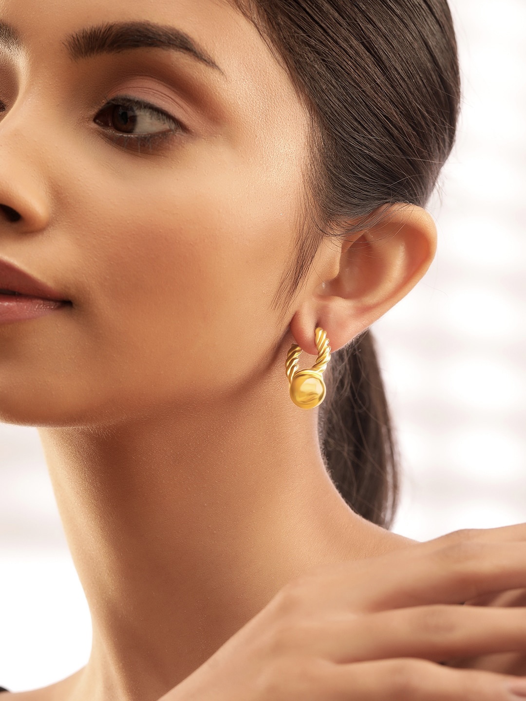 

Rubans Voguish 18K Gold Plated Classic Hoop Earrings