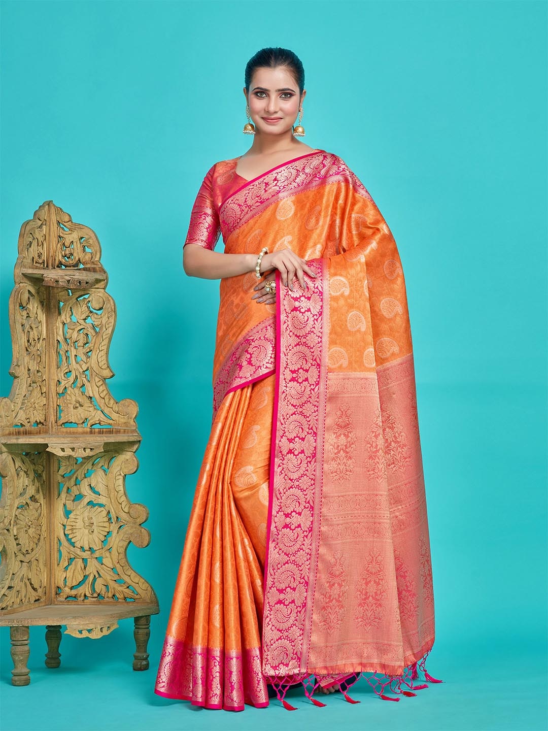 

MIMOSA Ethnc Motif Woven Design Zari Kanjeevaram Saree, Orange
