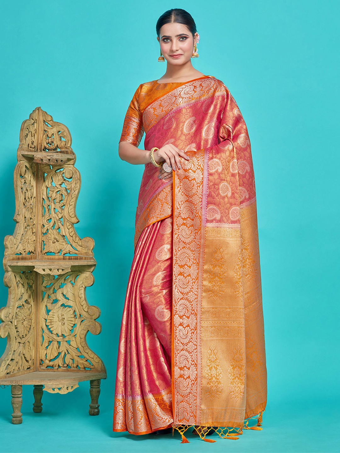 

MIMOSA Paisley Woven Design Zari Kanjeevaram Saree, Pink