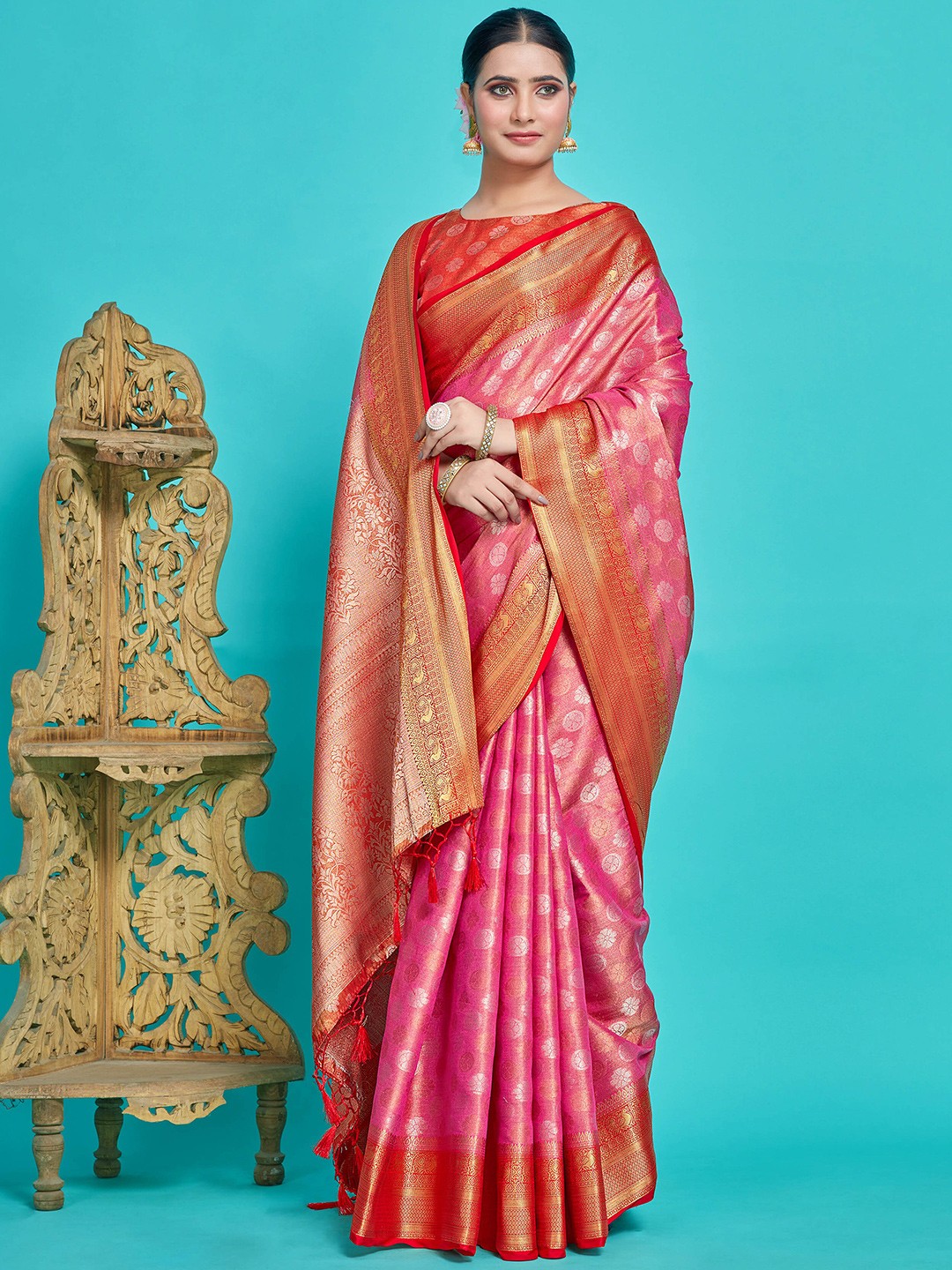 

MIMOSA Ethnic Motif Woven Deisgn Zari Kanjeevaram Saree, Pink