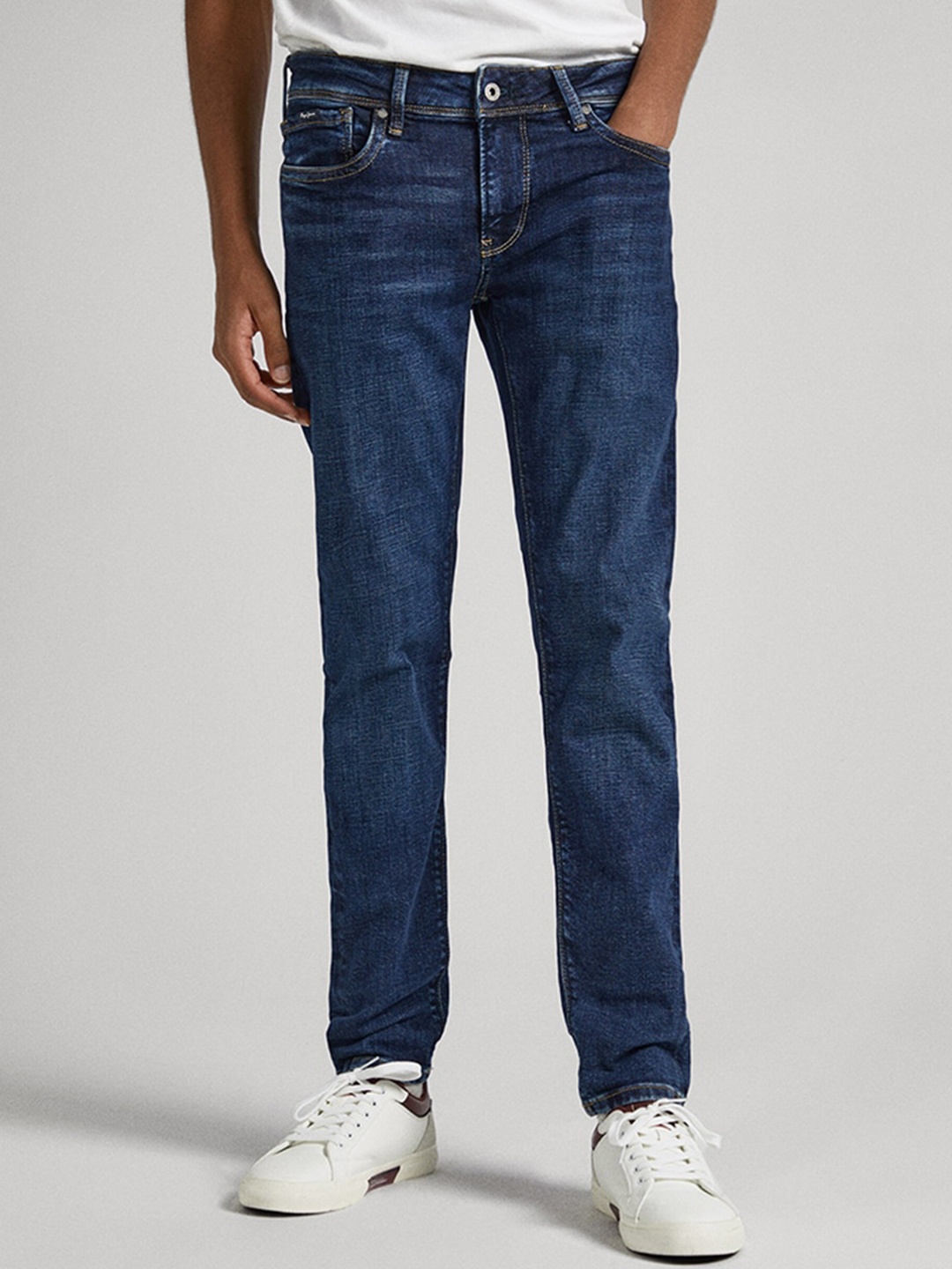 

Pepe Jeans Men Slim Fit Low-Rise Light Fade Clean Look Stretchable Jeans, Blue