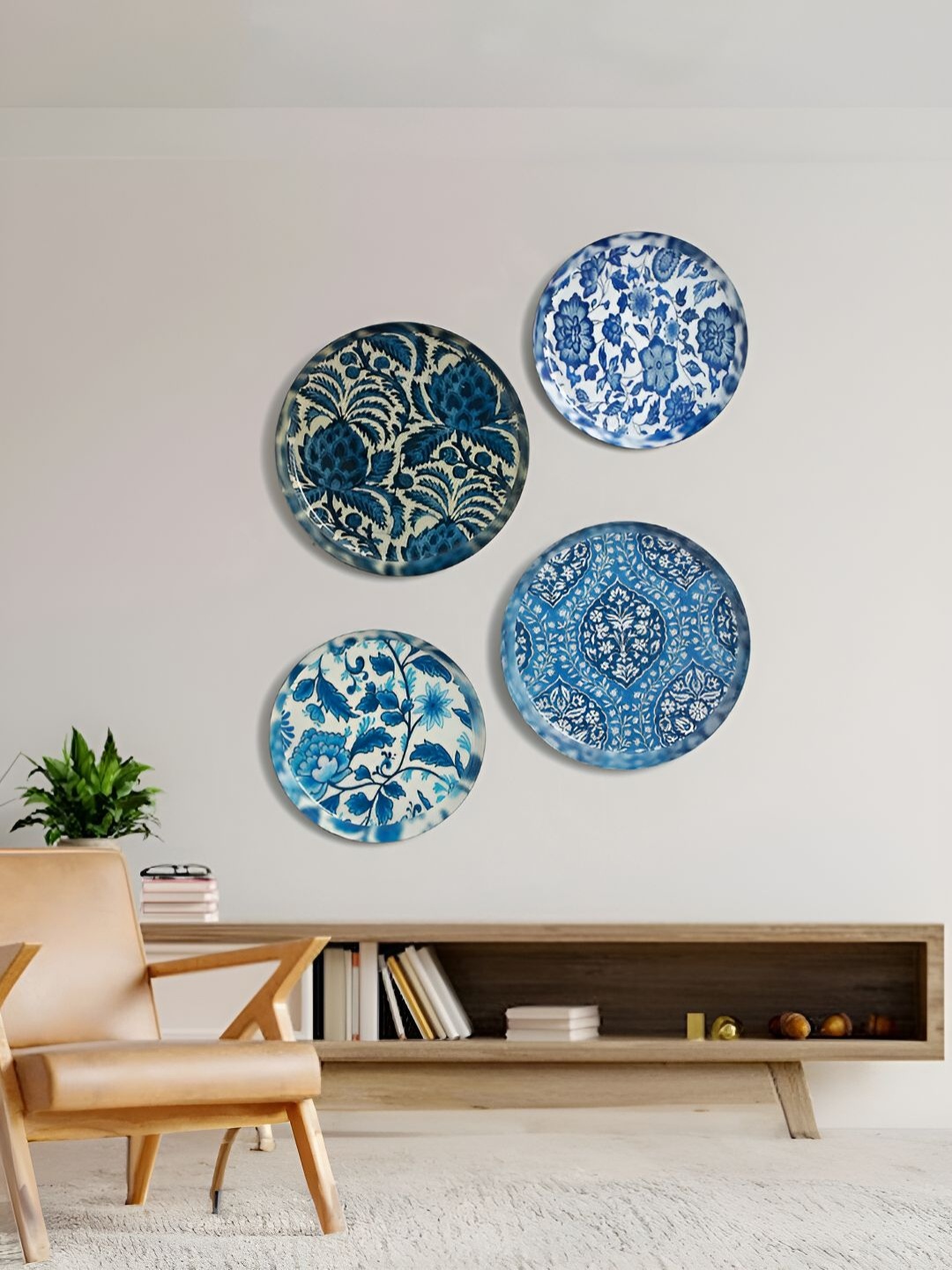 

Homspurts 4 Pcs Blue & White Ethnic Motifs Printed Metal Wall Plates