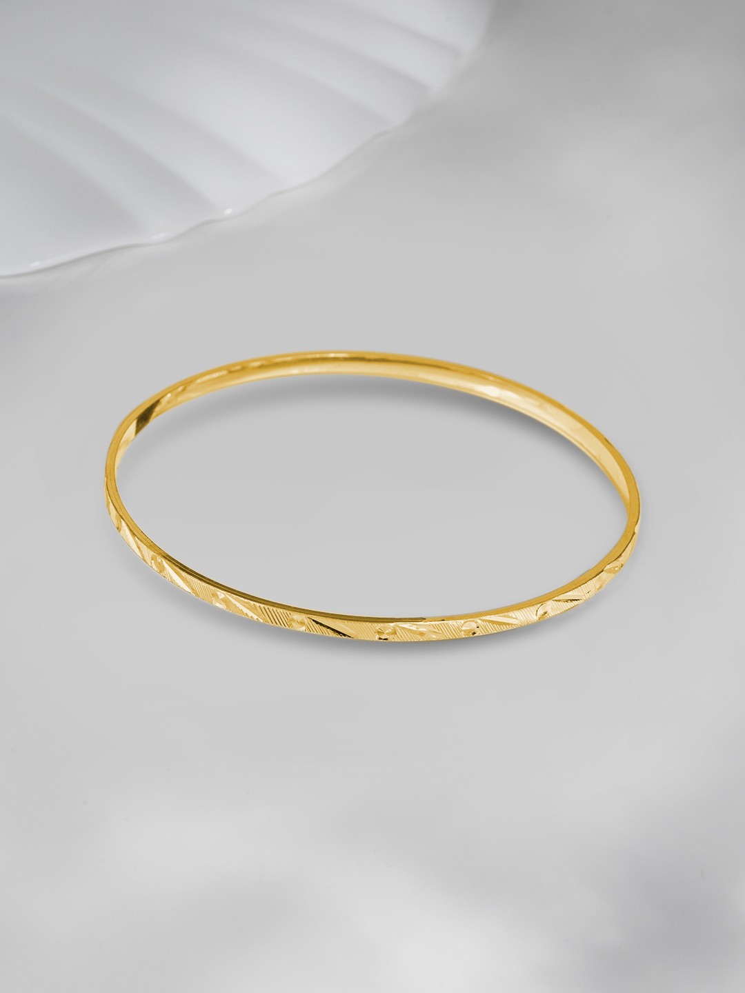 

Zavya 925 Sterling Silver Gold-Plated Bangle
