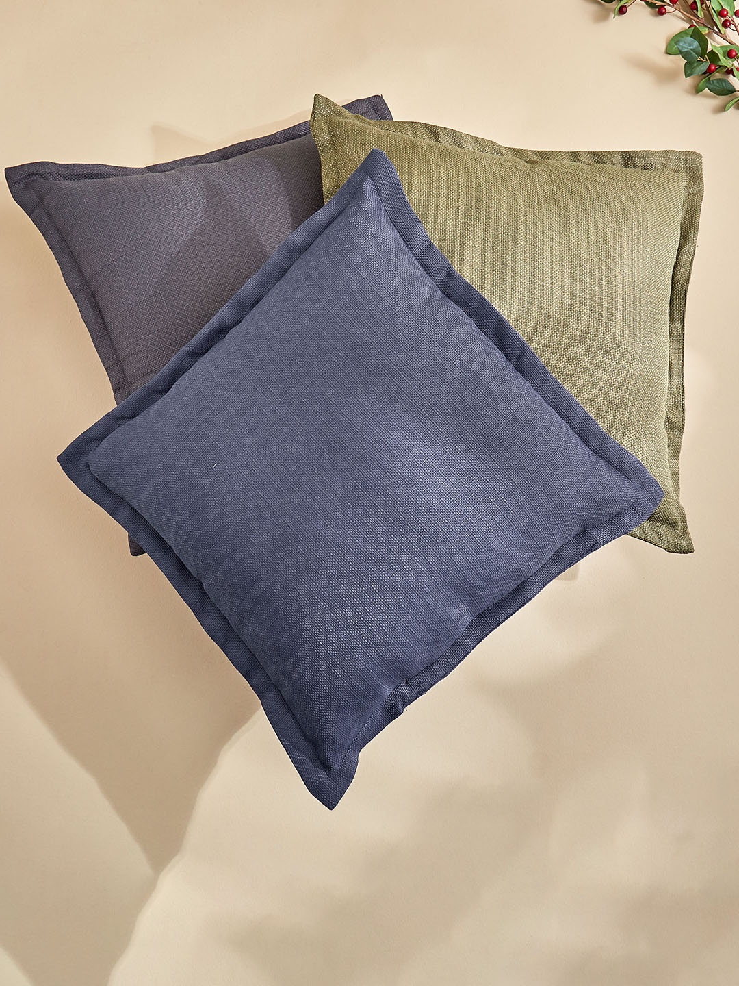 

Home Centre Grey Aspen Pre-Filled Cushion