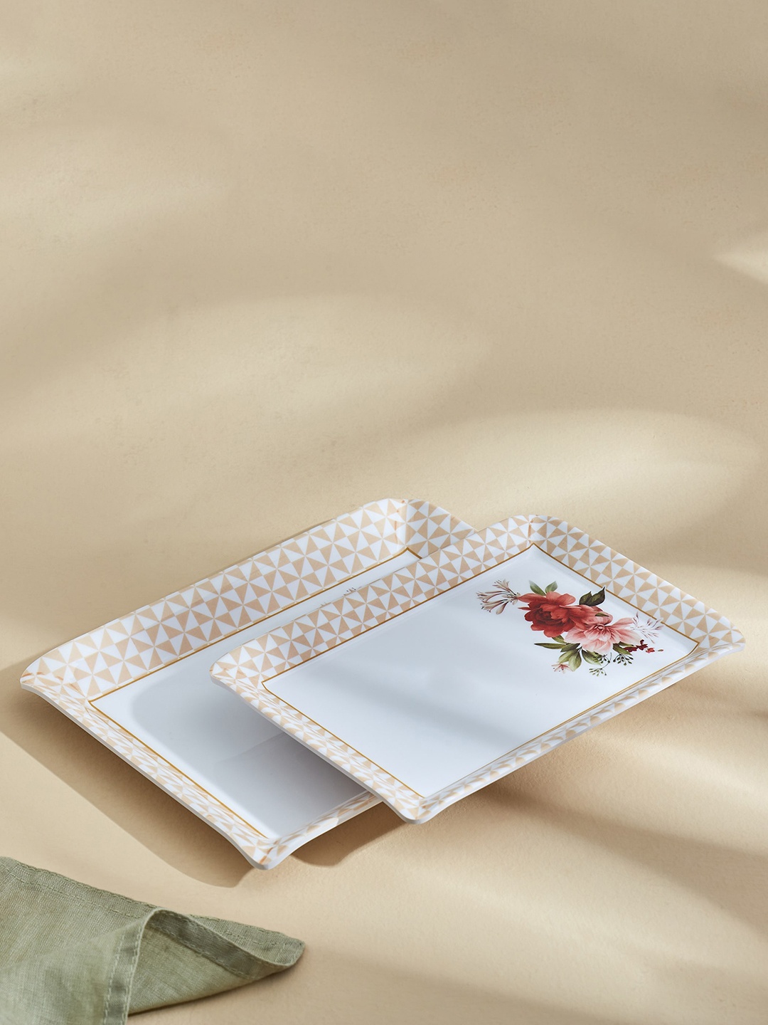 

Home Centre Corsica Azalea White & Pink 2 Pieces Melamine Floral Printed Serving Trays