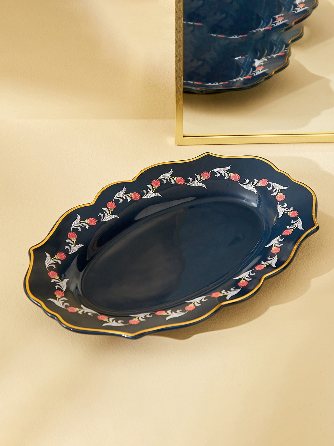

Home Centre Feslix Blue Ceramic Decal Decorative Platter Showpieces