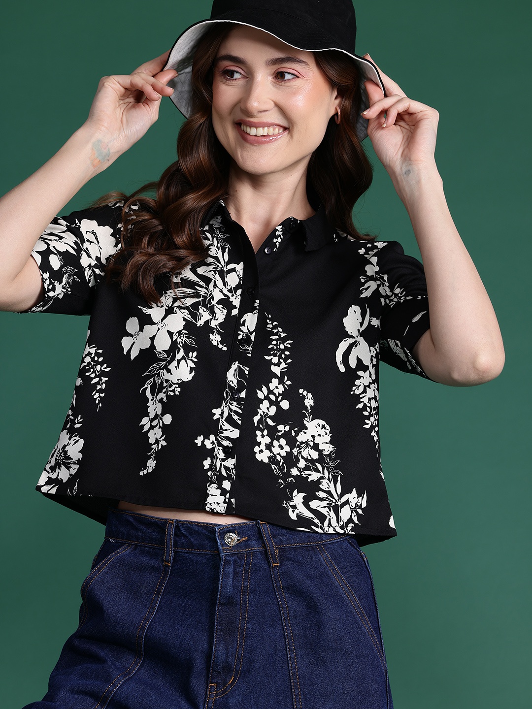 

DressBerry Basics Women Floral Printed Casual Crop Shirt, Black