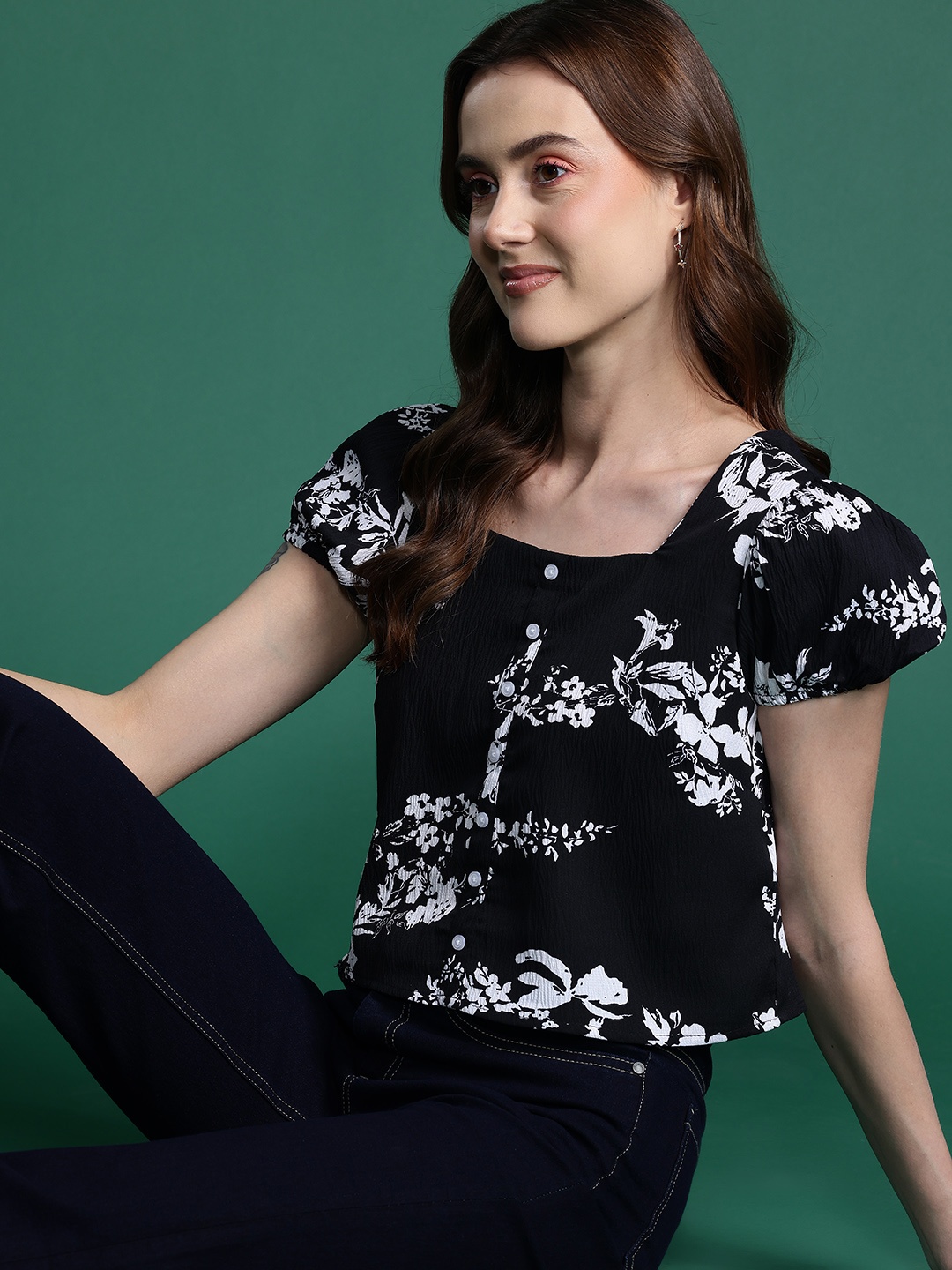 

DressBerry Bizwear Floral Print Puff Sleeves Crop Top, Black
