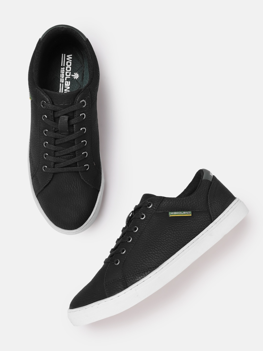 

Woodland Men Textured Sneakers, Black