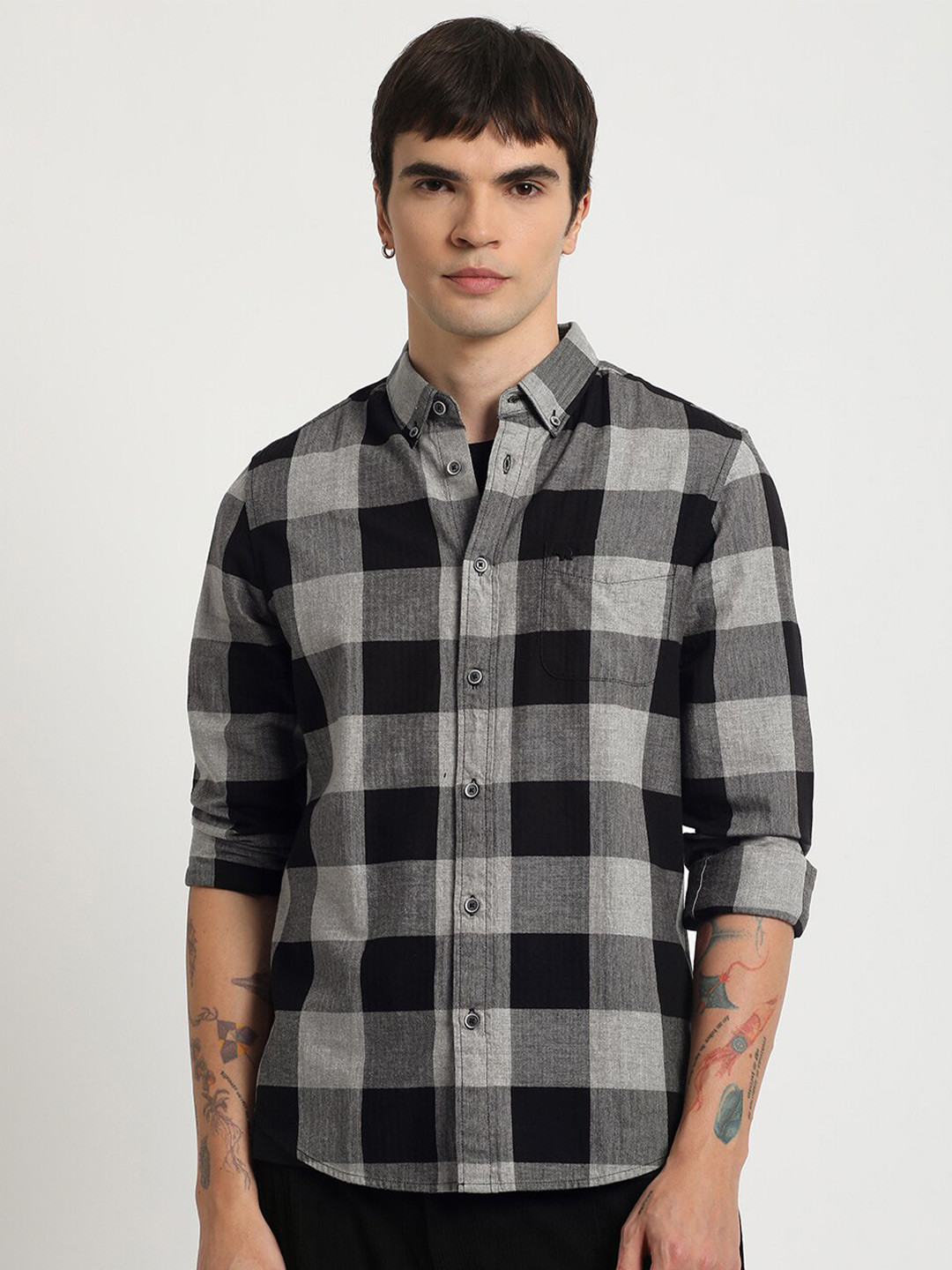 

THE BEAR HOUSE Windowpane Checked Slim Fit Pure Cotton Shirt, Black