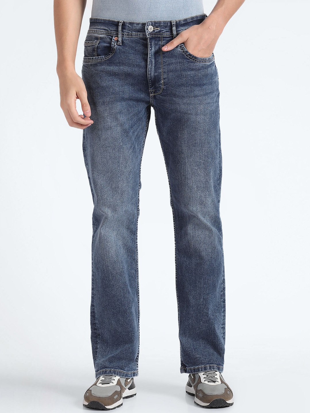 

Flying Machine Men Bootcut Clean Look Whiskers Stretchable Jeans, Blue