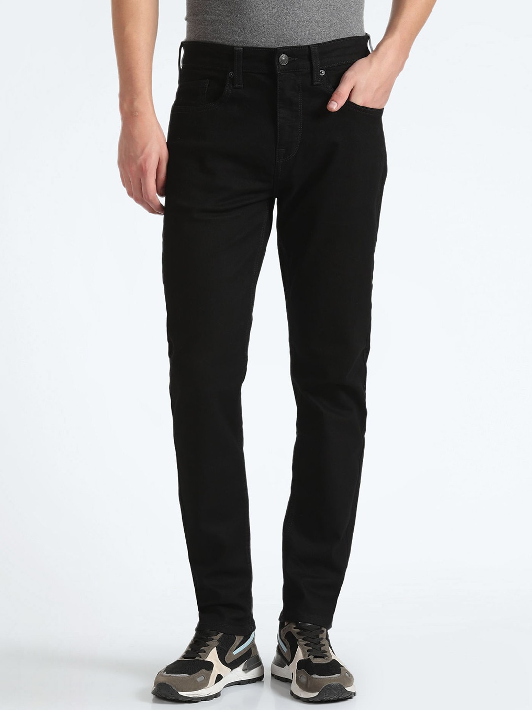 

Flying Machine Men Tapered Fit Mid-Rise Clean Look Stretchable Jeans, Black