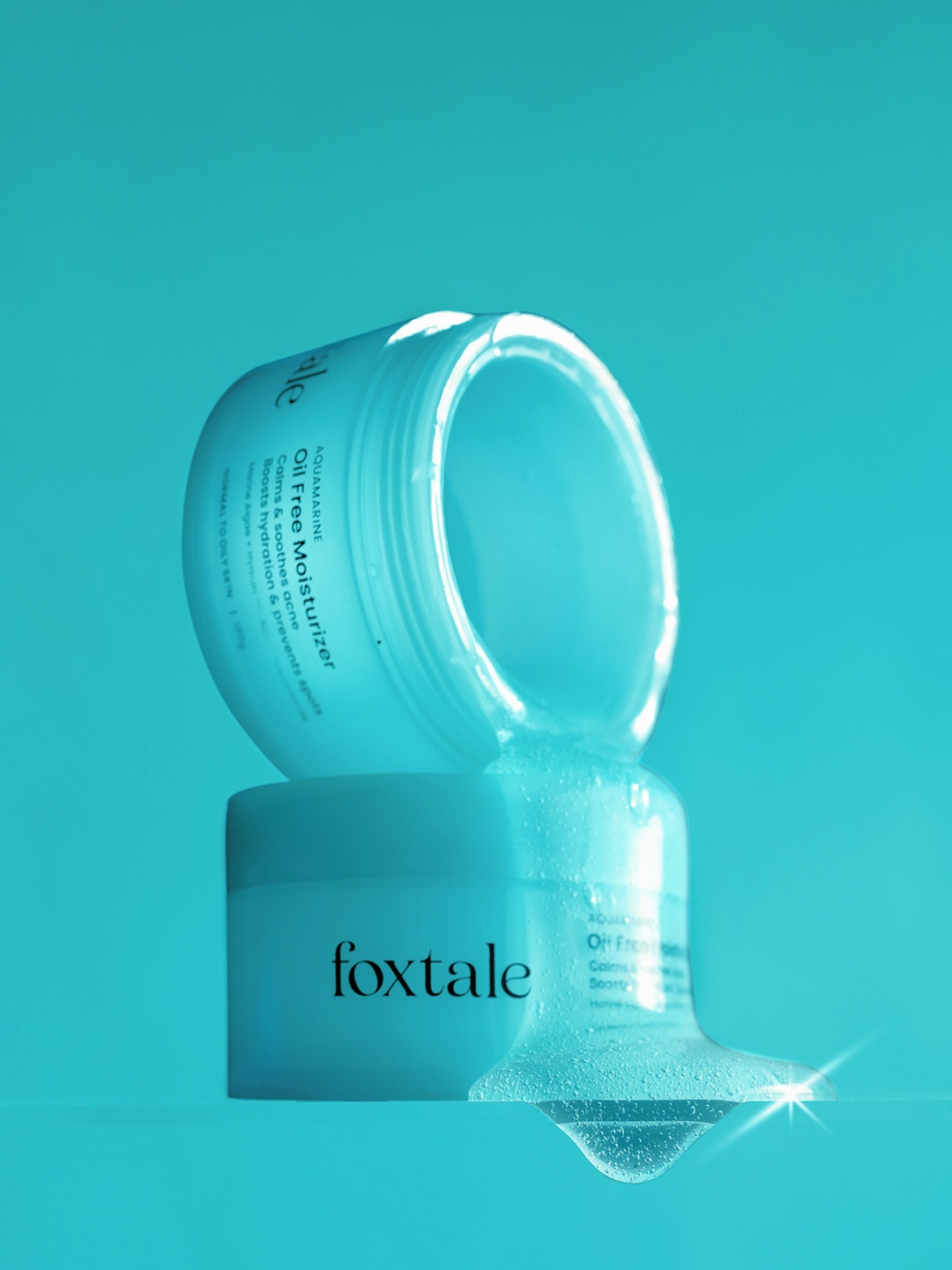 

Foxtale Intense Hydrating Gel Moisturiser with Hyaluronic Acid for Glowing Skin - 100 g, Turquoise blue
