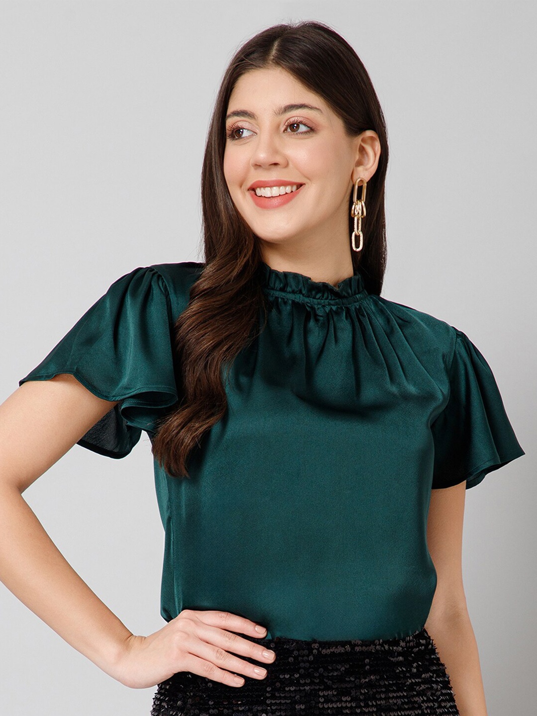 

PURYS High Neck Flared Sleeves Satin Top, Green