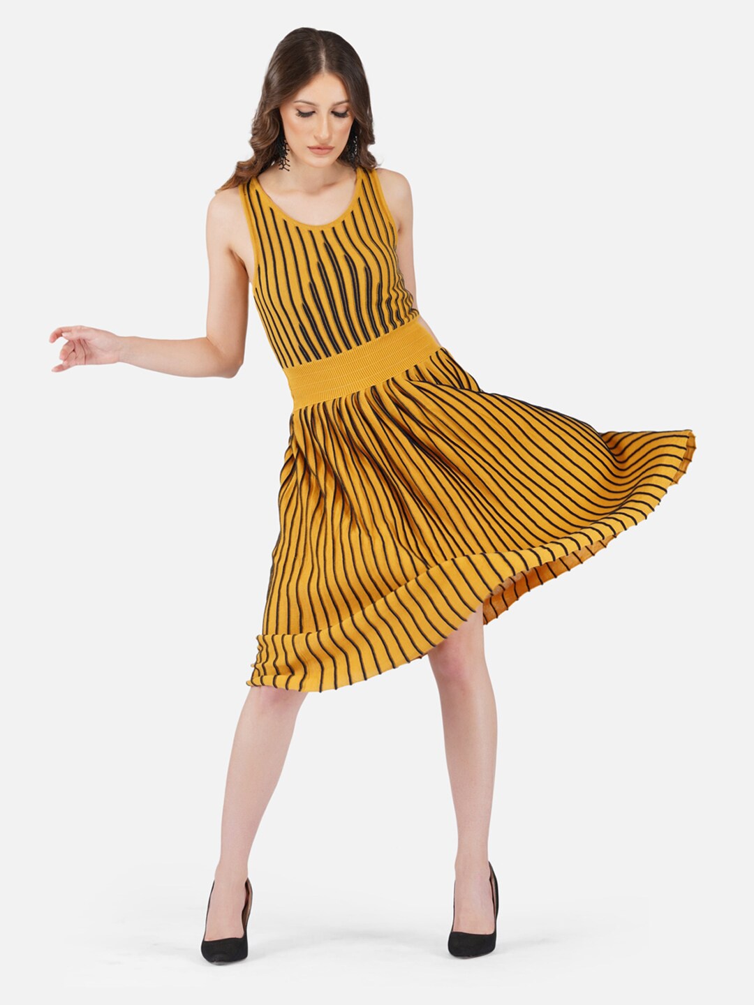 

Chemistry Striped Sleeveless Smocked Cotton Fit & Flare Midi Dress, Mustard