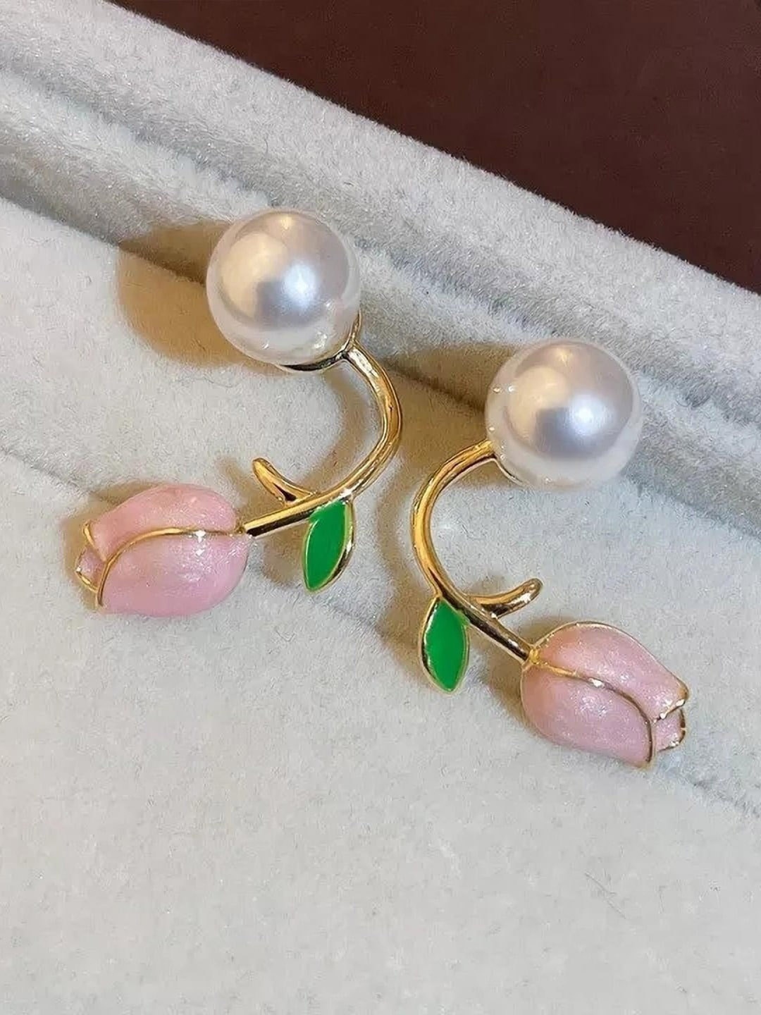 

VAGHBHATT Pearl Beaded Floral Studs Earrings, Gold