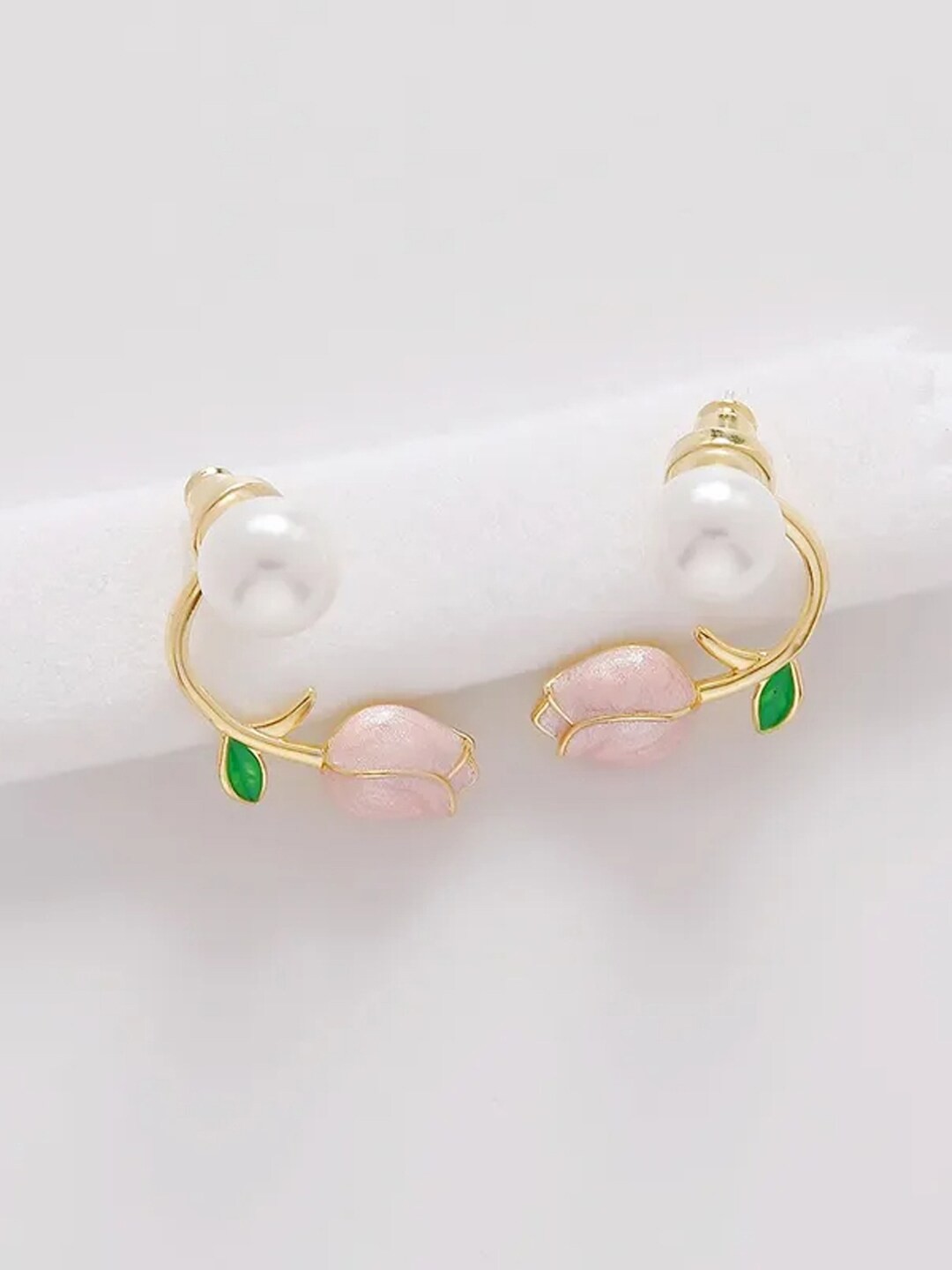 

Krelin Pearl Studded Floral Gold-Plated Studs Earrings