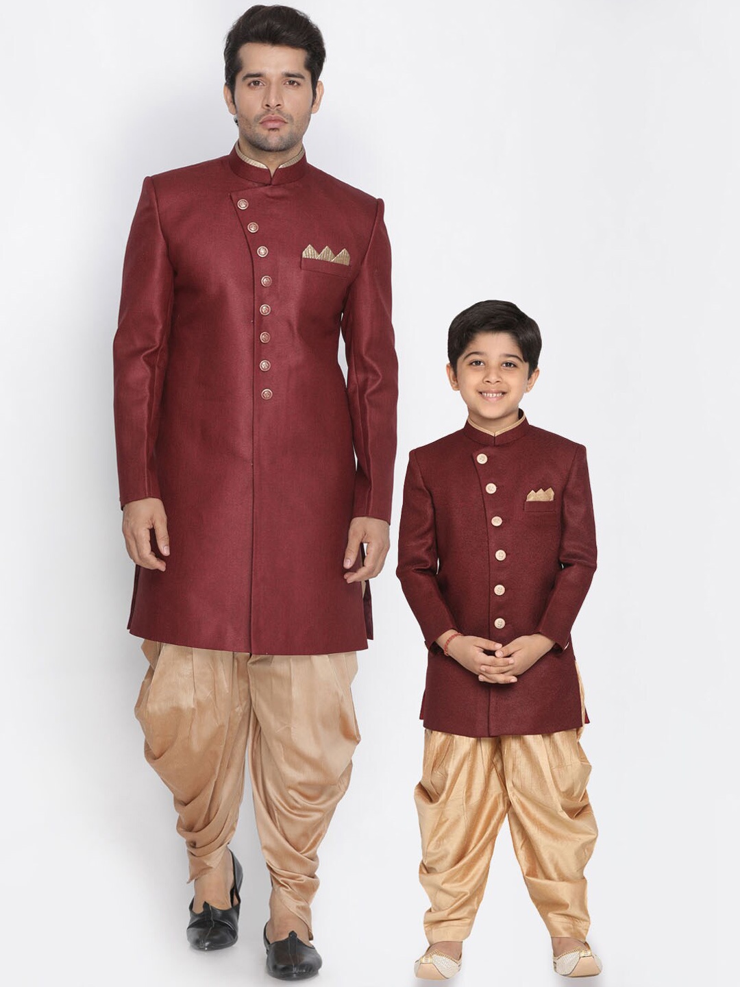 

VASTRAMAY Boys Self Design Mandarin Collar Raw Silk Indowestern Sherwani Set, Maroon