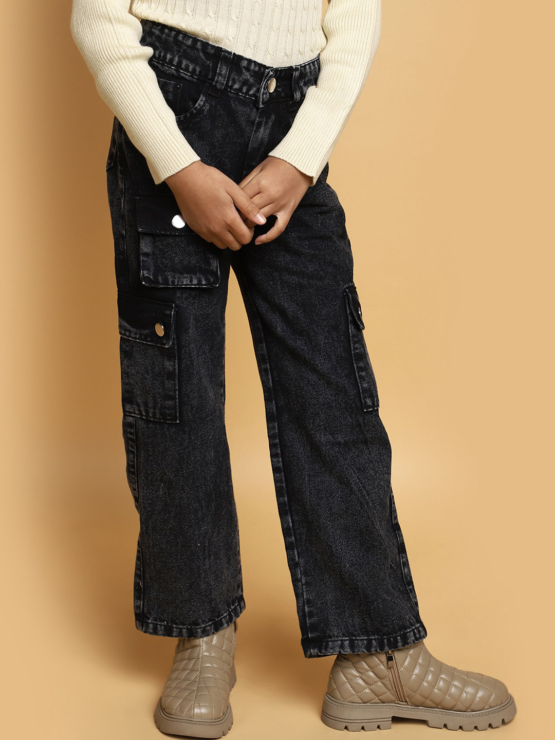 

V-Mart Girls Straight Fit Light Fade Cotton Jeans, Black