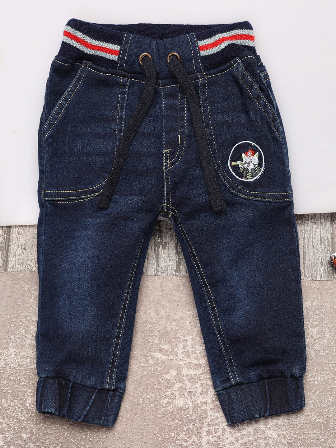 

V-Mart Kids Clean Look Mid Rise Cotton Jeans, Blue