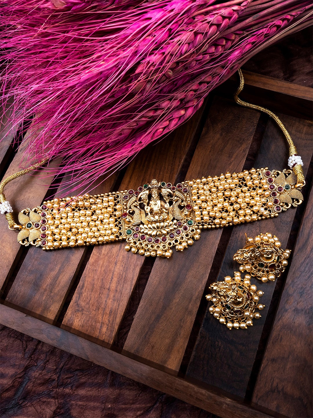 

StileAdda Gold -Plated Stone Studded Jewellery Set