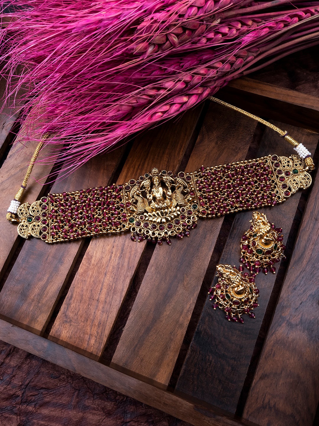 

StileAdda Gold-Plated Crystal Studded Jewellery Set