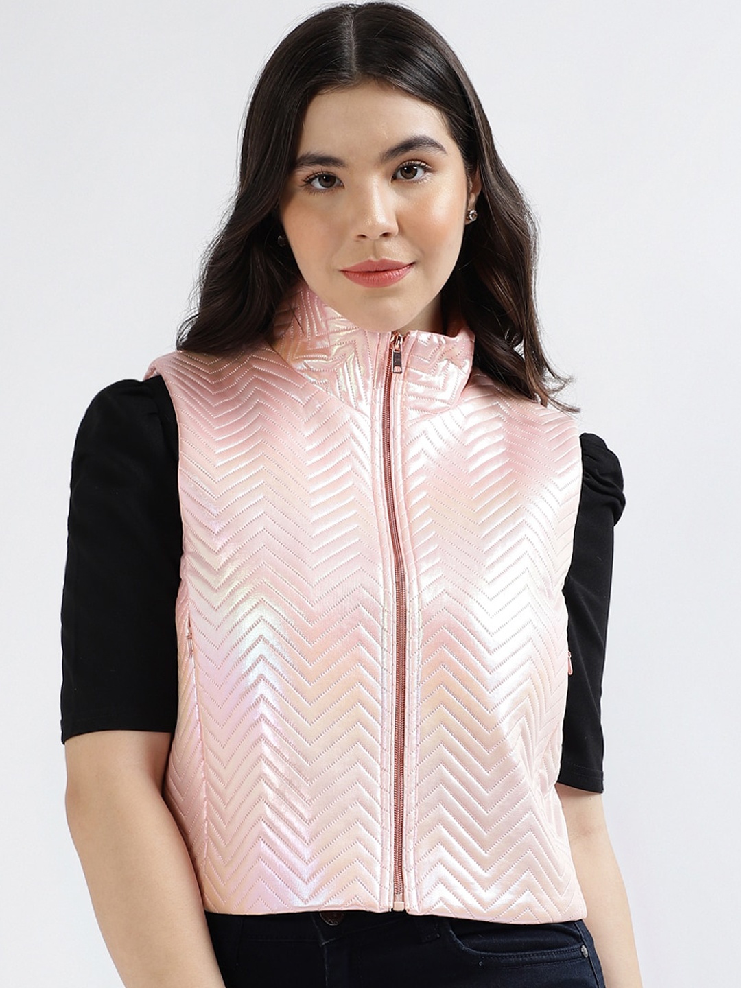 

CENTRESTAGE Mock Collar Sleeveless Quilted Jacket, Pink