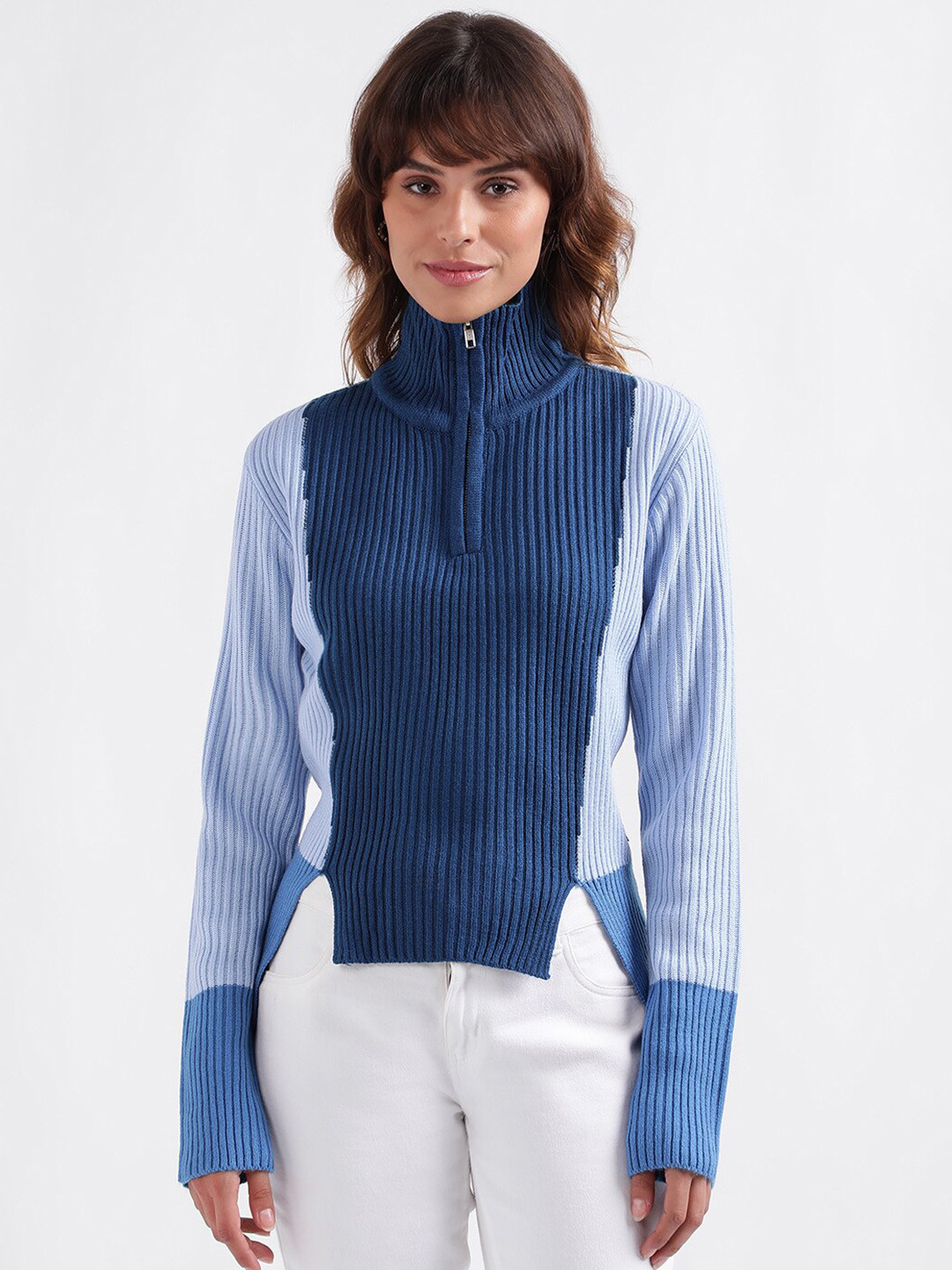 

Iconic Ribbed Mock Collar Acrylic Pullover, Blue