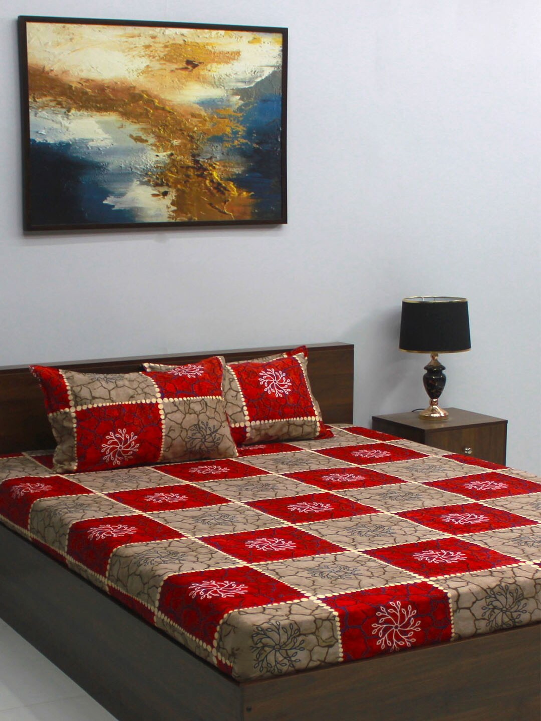 

BOMBAY DYEING Red & Brown Geometric Microfiber 144 TC Queen Bedsheet With 2 Pillow Covers