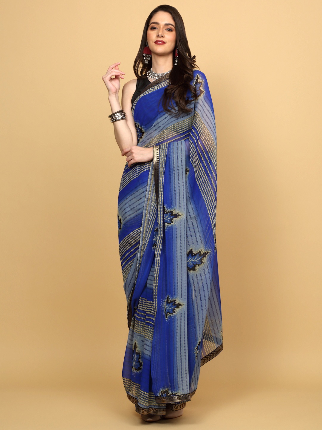

Anuradha Sarees Floral Printed Saree, Blue