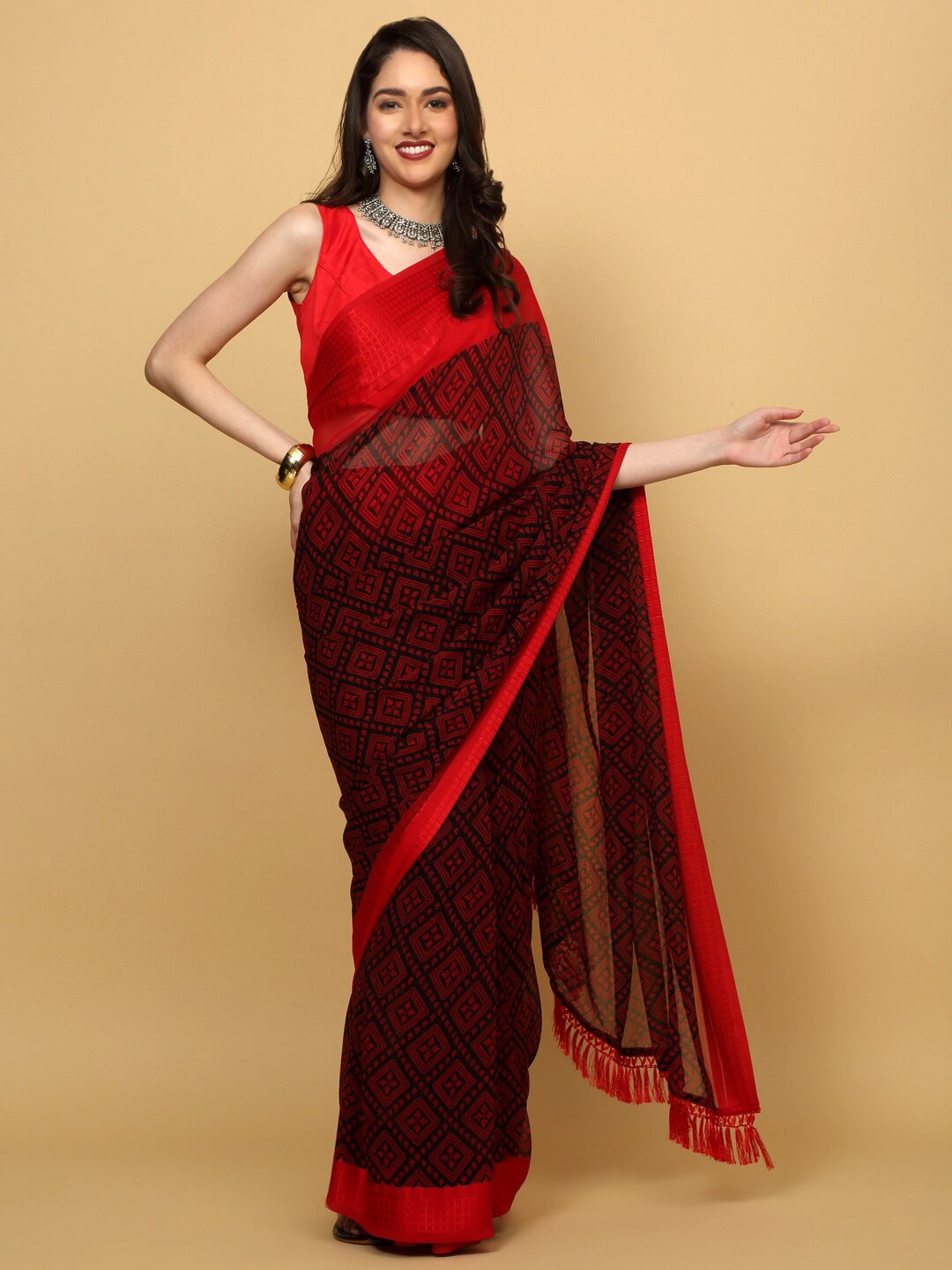 

Anuradha Sarees Geometric Printed Saree, Maroon