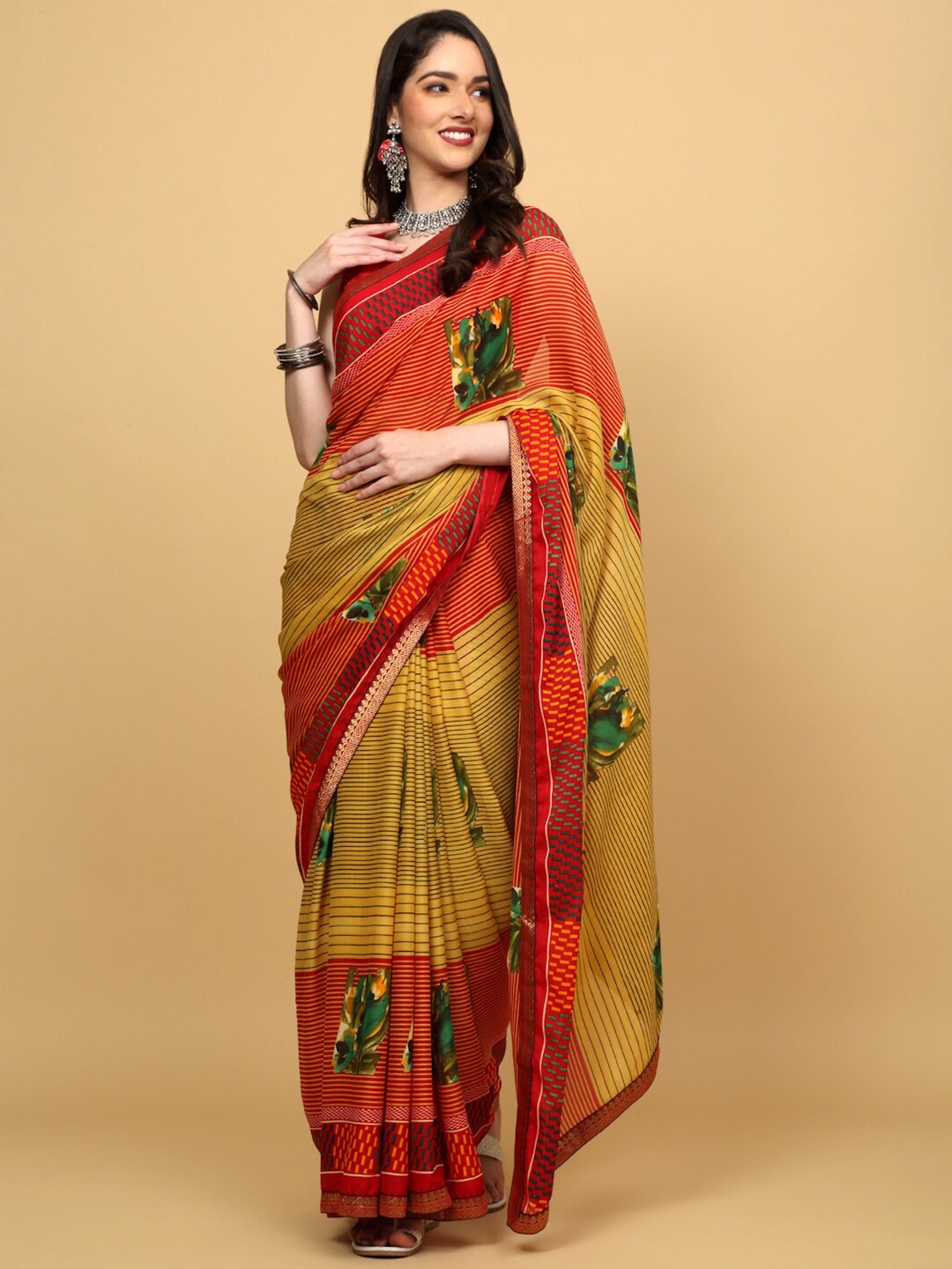 

Anuradha Sarees Floral Printed Saree, Red