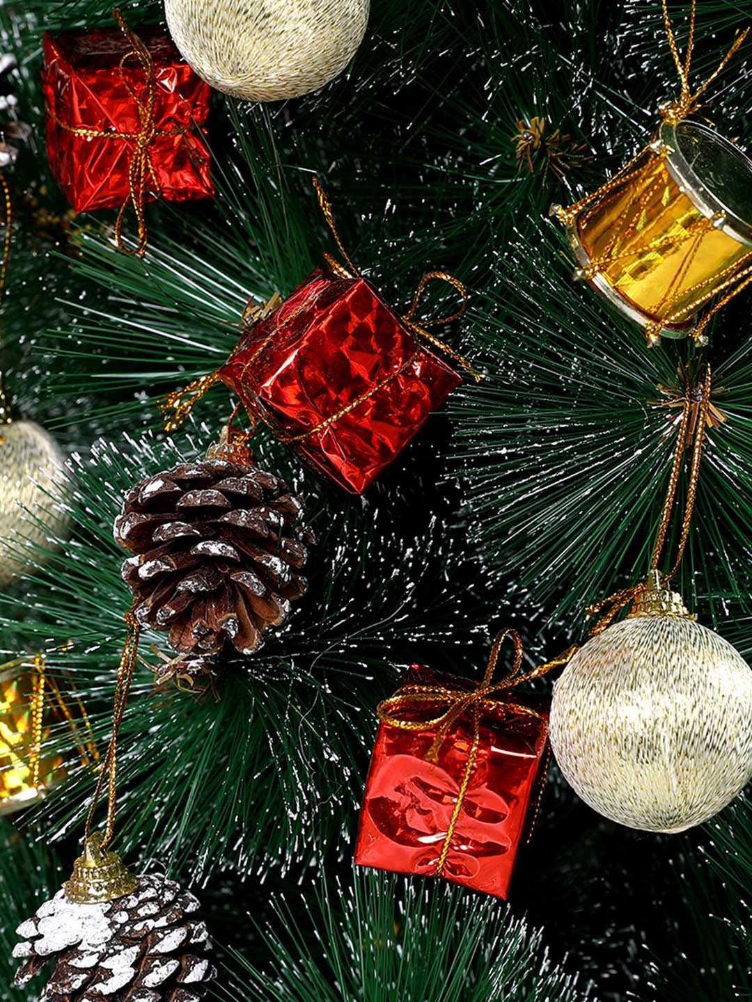 

TAYHAA Red & Yellow 3 Pieces Mini Glitter Christmas Tree Decor Hanging