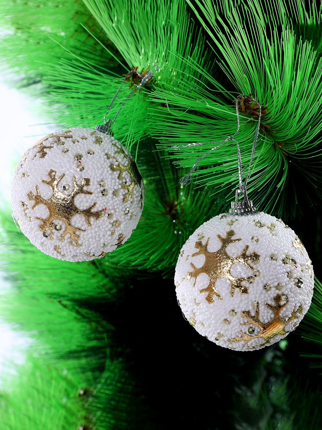 

TAYHAA White & Yellow 6 Pieces Snowfall Ball Christmas Decor Ornaments