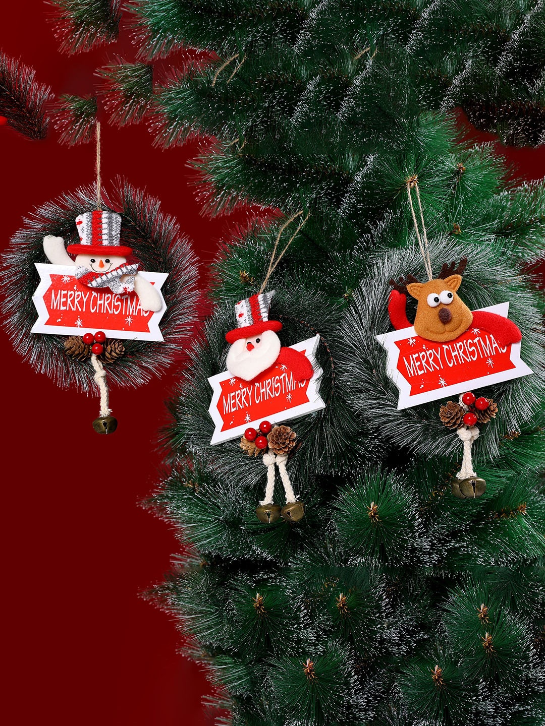 

TAYHAA Red & Green 3 Pieces Whimsical Merry Christmas Wreaths Decor Ornaments