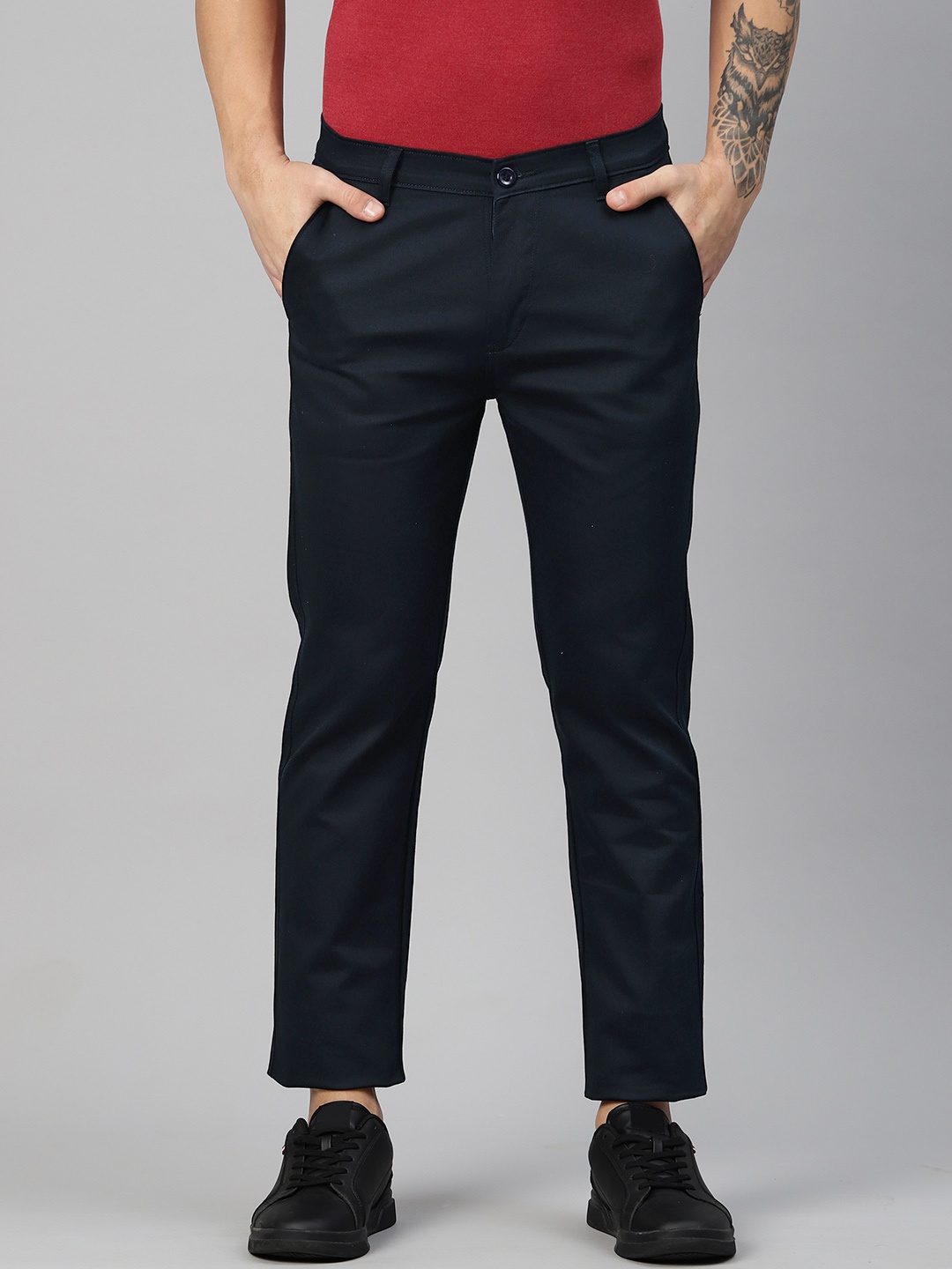 

Rodamo Men Solid Slim Fit Mid-Rise Regular Trousers, Navy blue