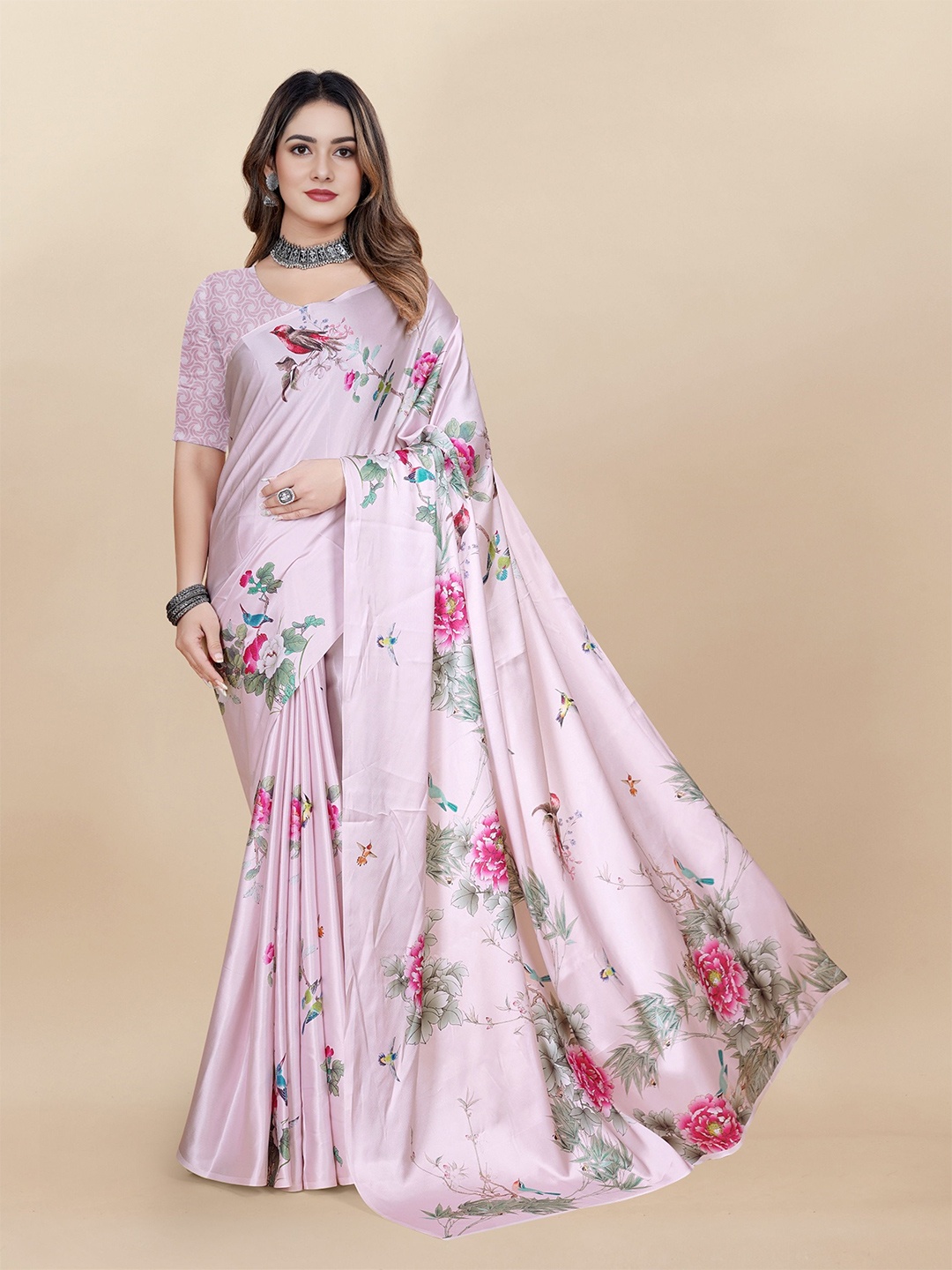 

DIVASTRI Floral Printed Satin Saree, Pink