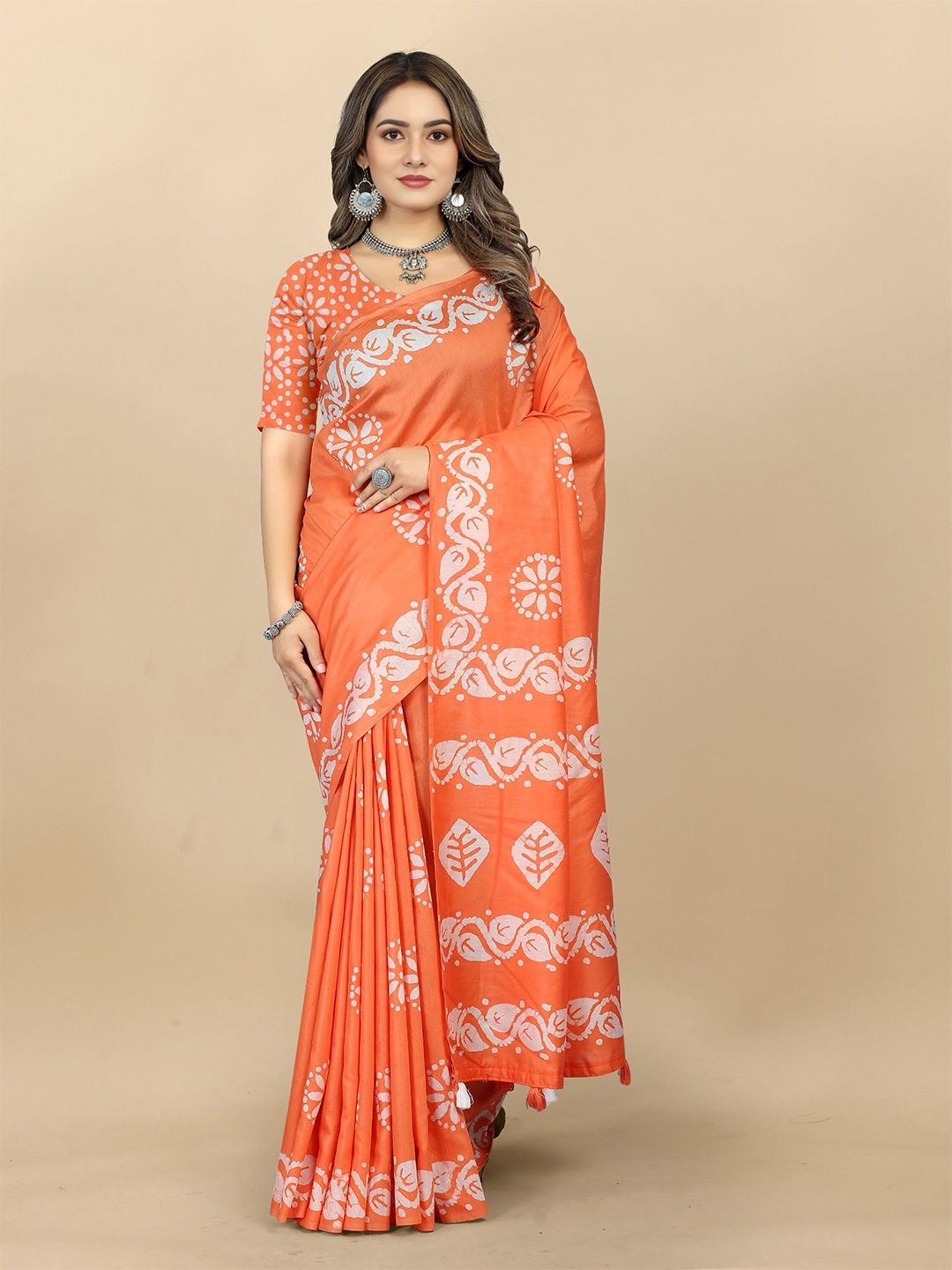 

DIVASTRI Batik Printed Pure Cotton Jamdani Saree, Peach