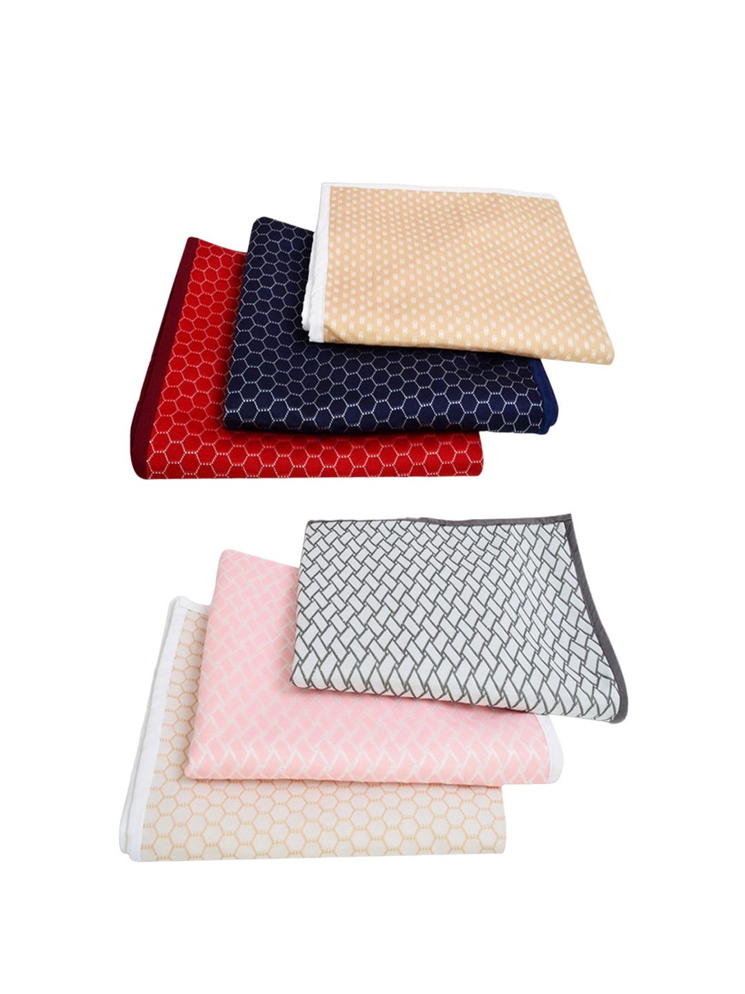 

Adbeni Navy Blue & White Printed Cotton Waterproof Pet Mats